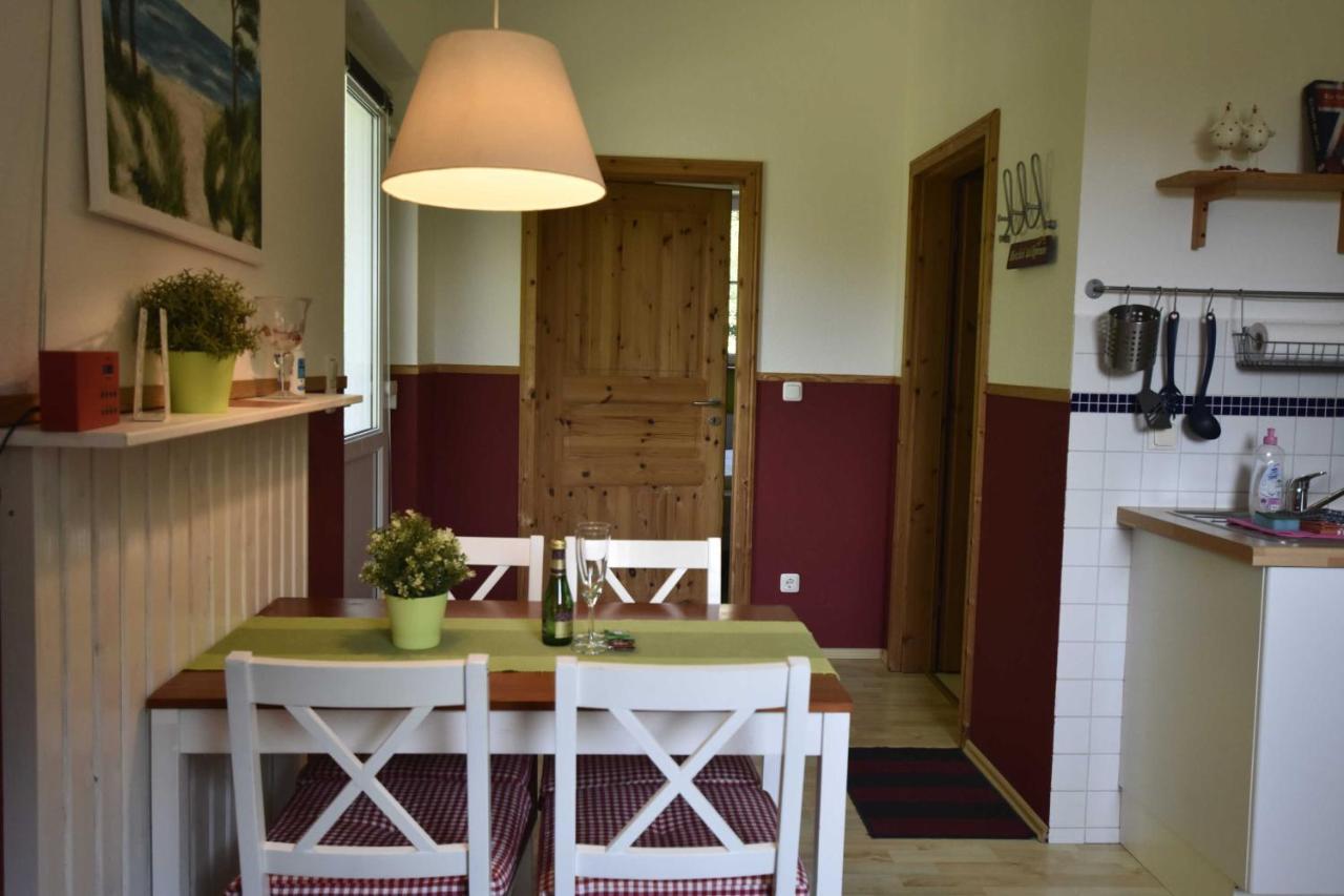 Ferienwohnung Og Im Roten Haus Am Ostsee Radweg Ovs 103 Blowatz Exterior photo