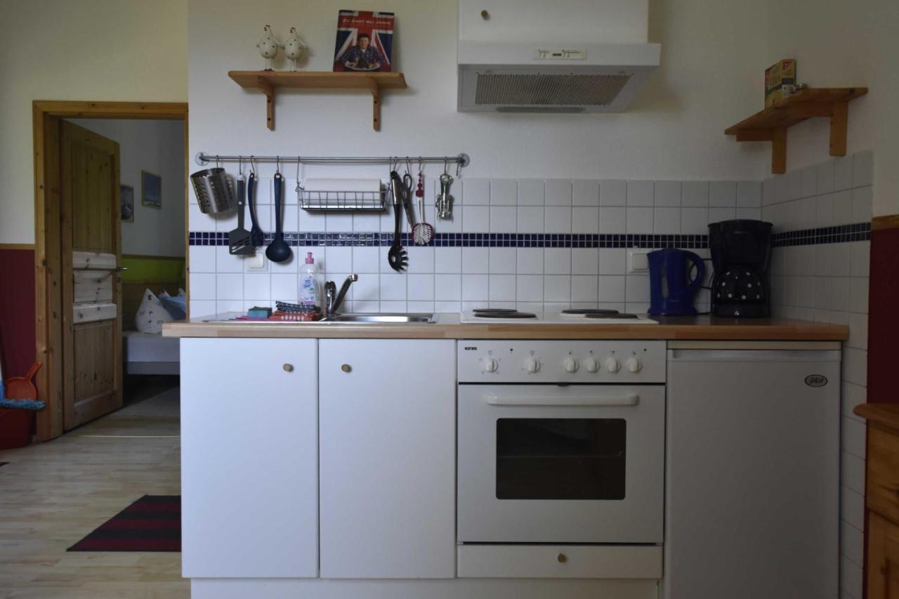 Ferienwohnung Og Im Roten Haus Am Ostsee Radweg Ovs 103 Blowatz Exterior photo